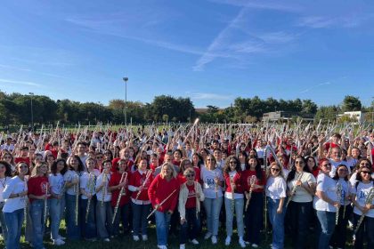 esenlerde-500-flutcu-rekor-icin-ayni-anda-caldi