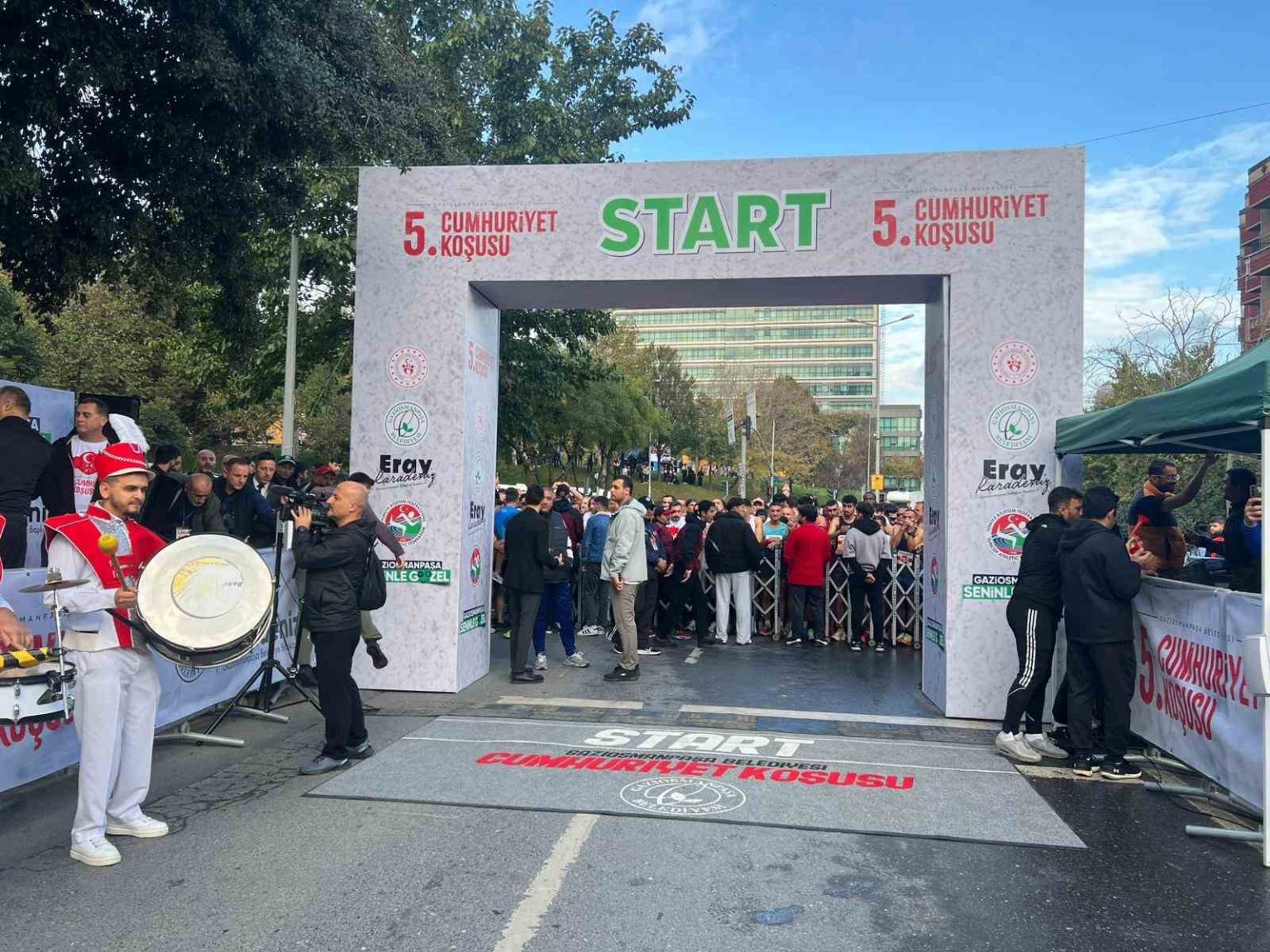 gaziosmanpasada-5-cumhuriyet-kosusu-heyecani