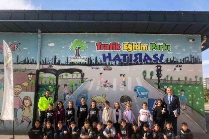 gkvli-minikler-trafik-kurallarini-ogreniyor