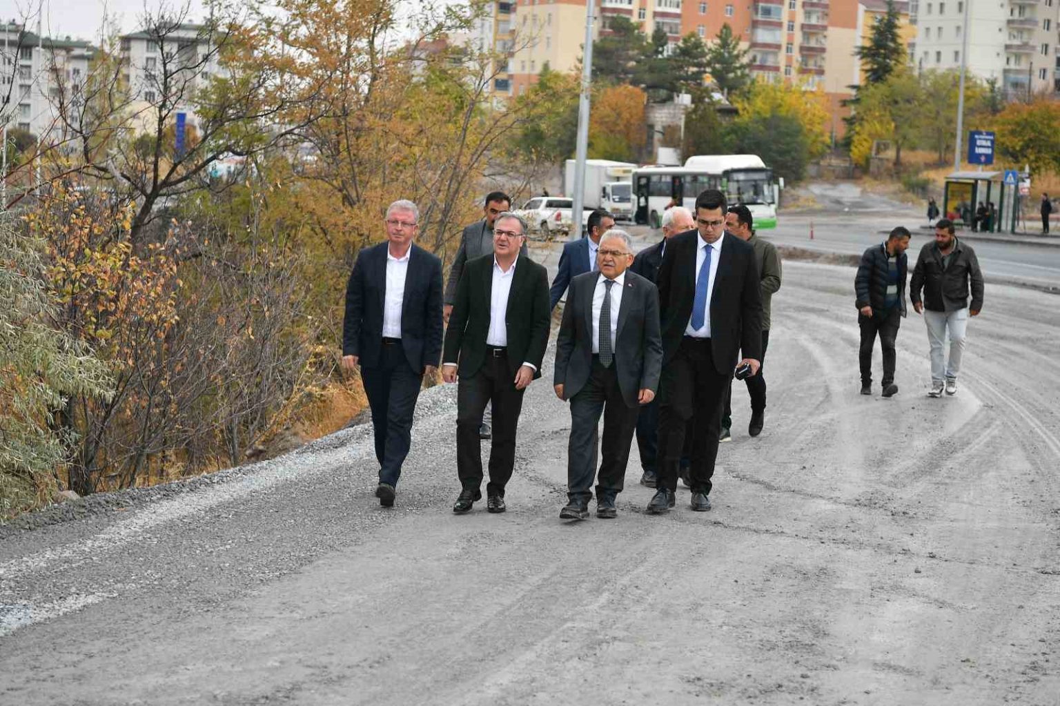 hacilar-kayseri-caddesinde-100-milyon-tllik-yol-yenileme-calismasi