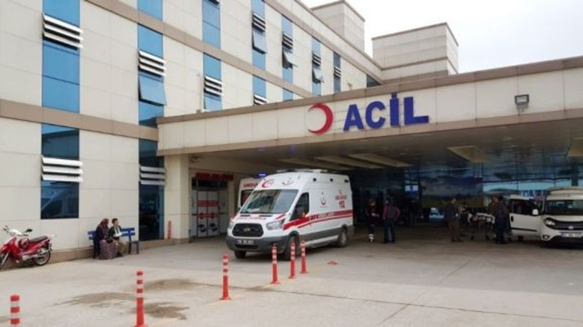 iki-motosiklet-kafa-kafaya-carpisti-3-agir-yarali