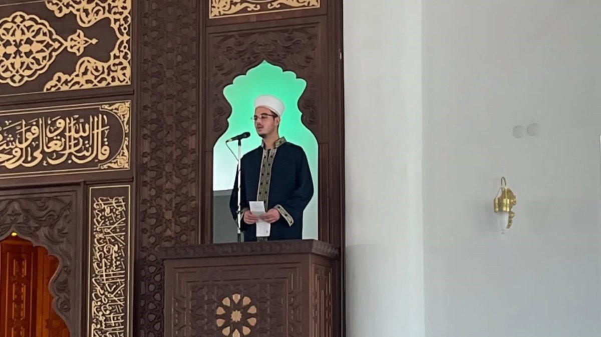 imam-hatip-lisesi-ogrencileri-mihrapta-gencler-var-projesiyle-mihraba-gecti