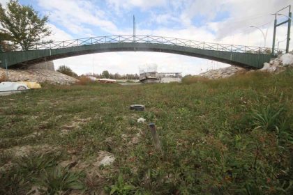 kayikla-gezilen-gol-uzerinde-simdi-yuruyus-yapiliyor