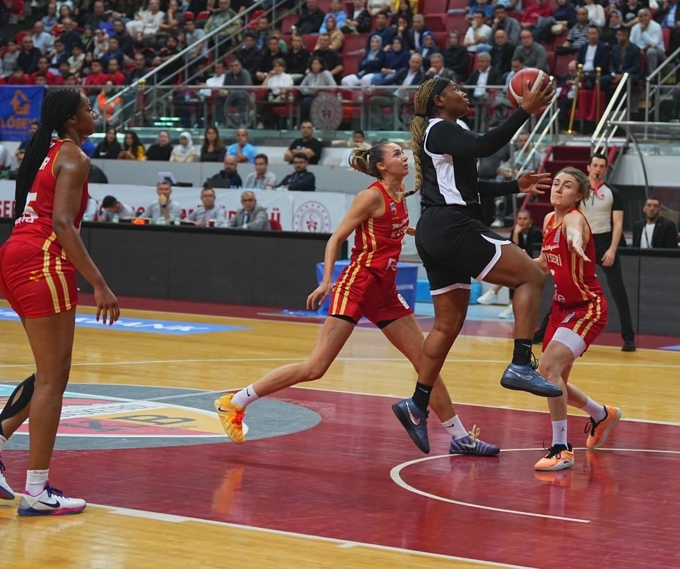 melikgazi-kayseri-basketbol-besiktasa-kaybetti