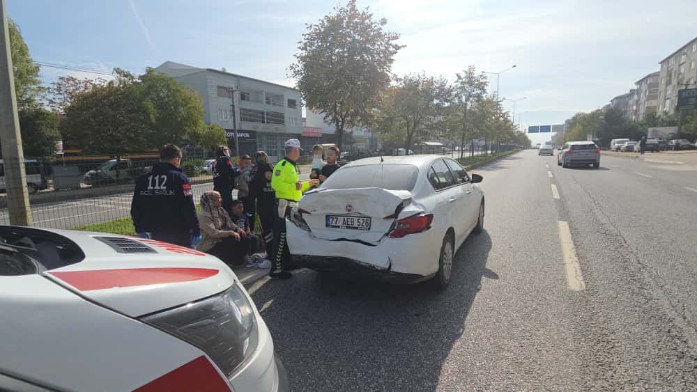 orhangazide-faciadan-donuldu-tirin-carptigi-otomobil-metrelerce-suruklendi