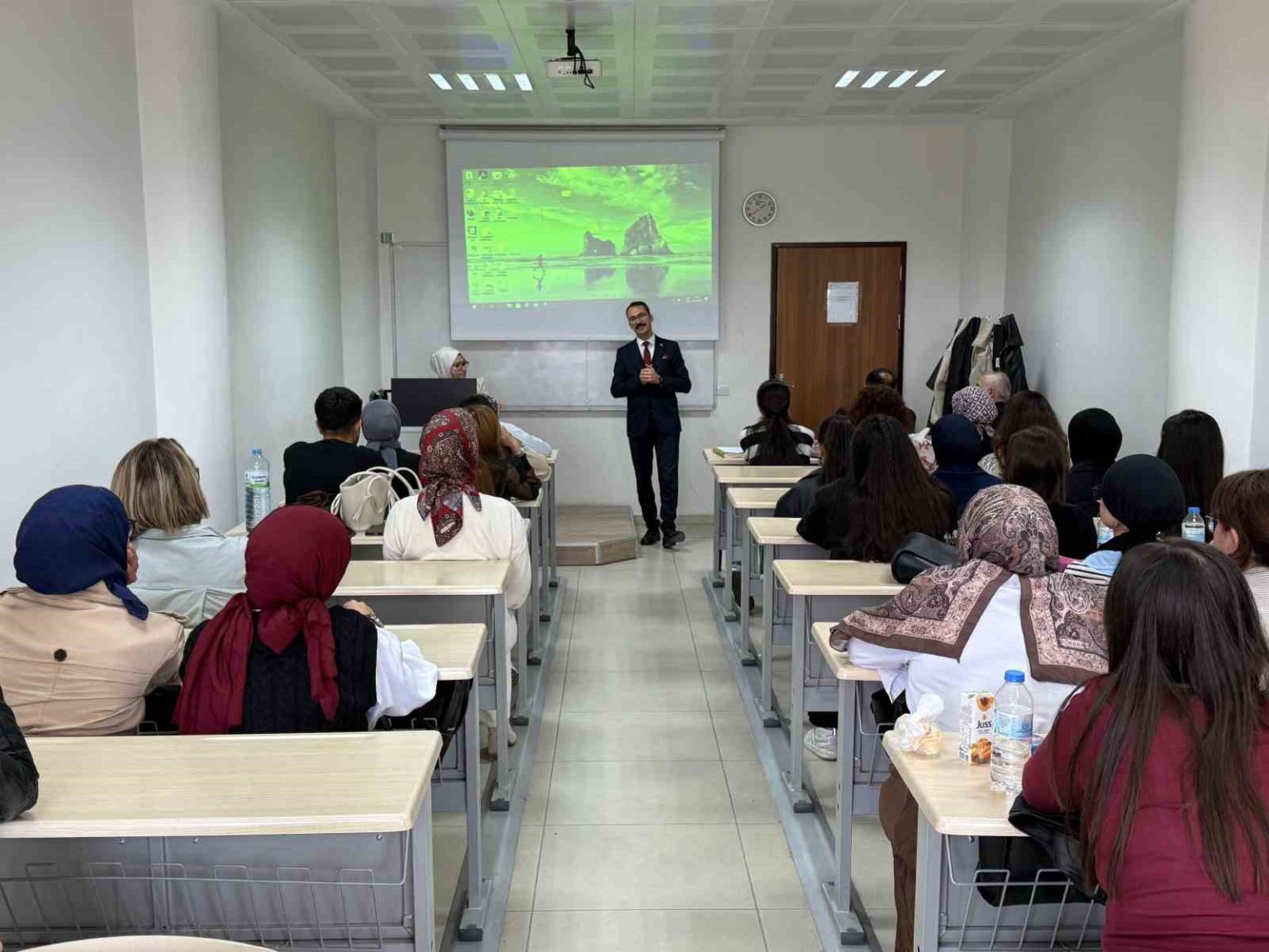 savcilar-ve-togu-ogrencileri-bulustu