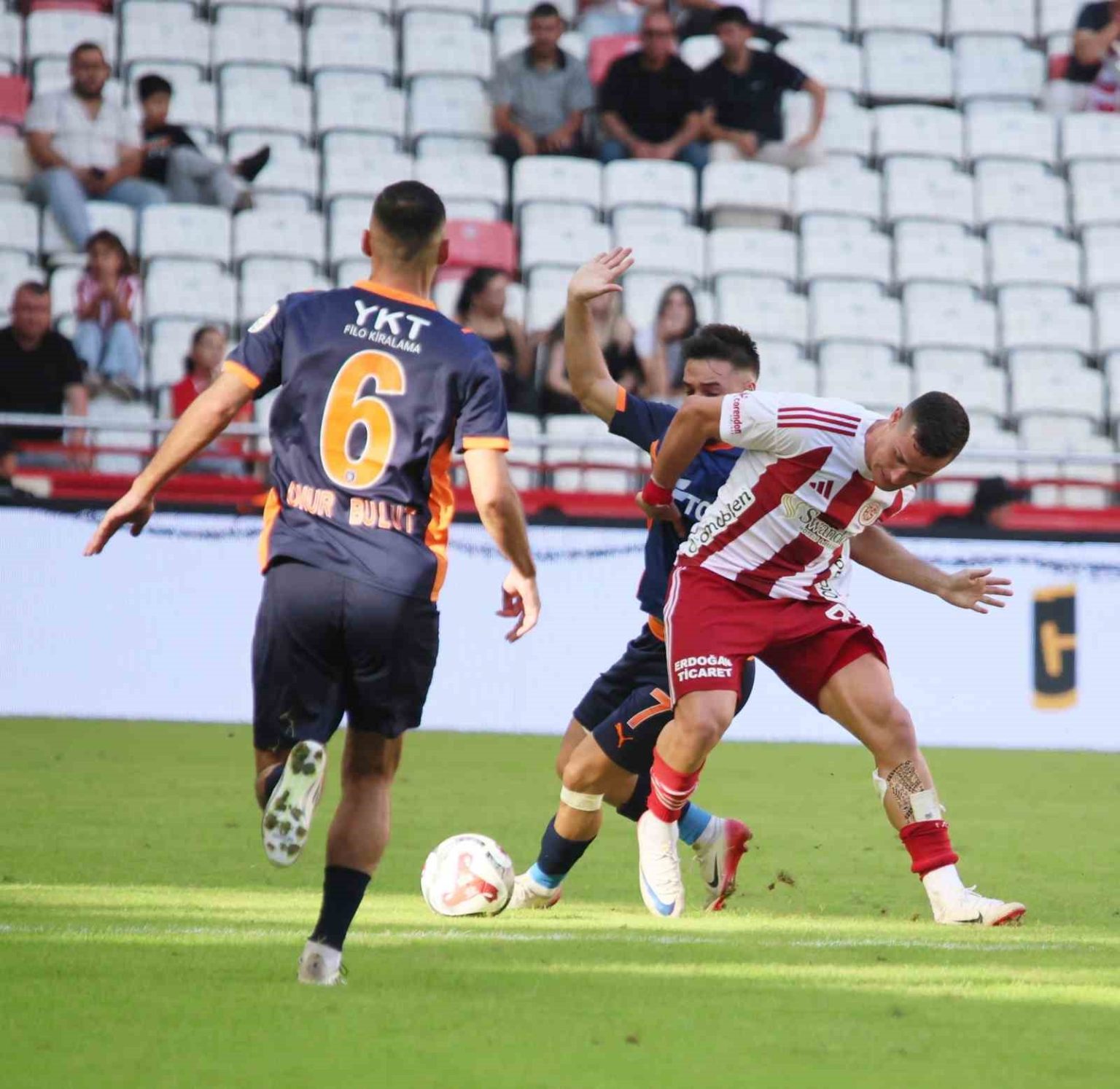 trendyol-super-lig-antalyaspor-0-rams-basaksehir-4-mac-sonucu