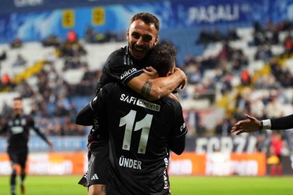 trendyol-super-lig-kasimpasa-0-besiktas-1-mac-devam-ediyor