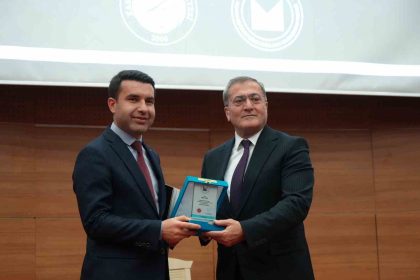 151-tez-yazisinin-yaristigi-6-muhammed-ihsan-oguz-arastirma-odulleri-sahiplerini-buldu