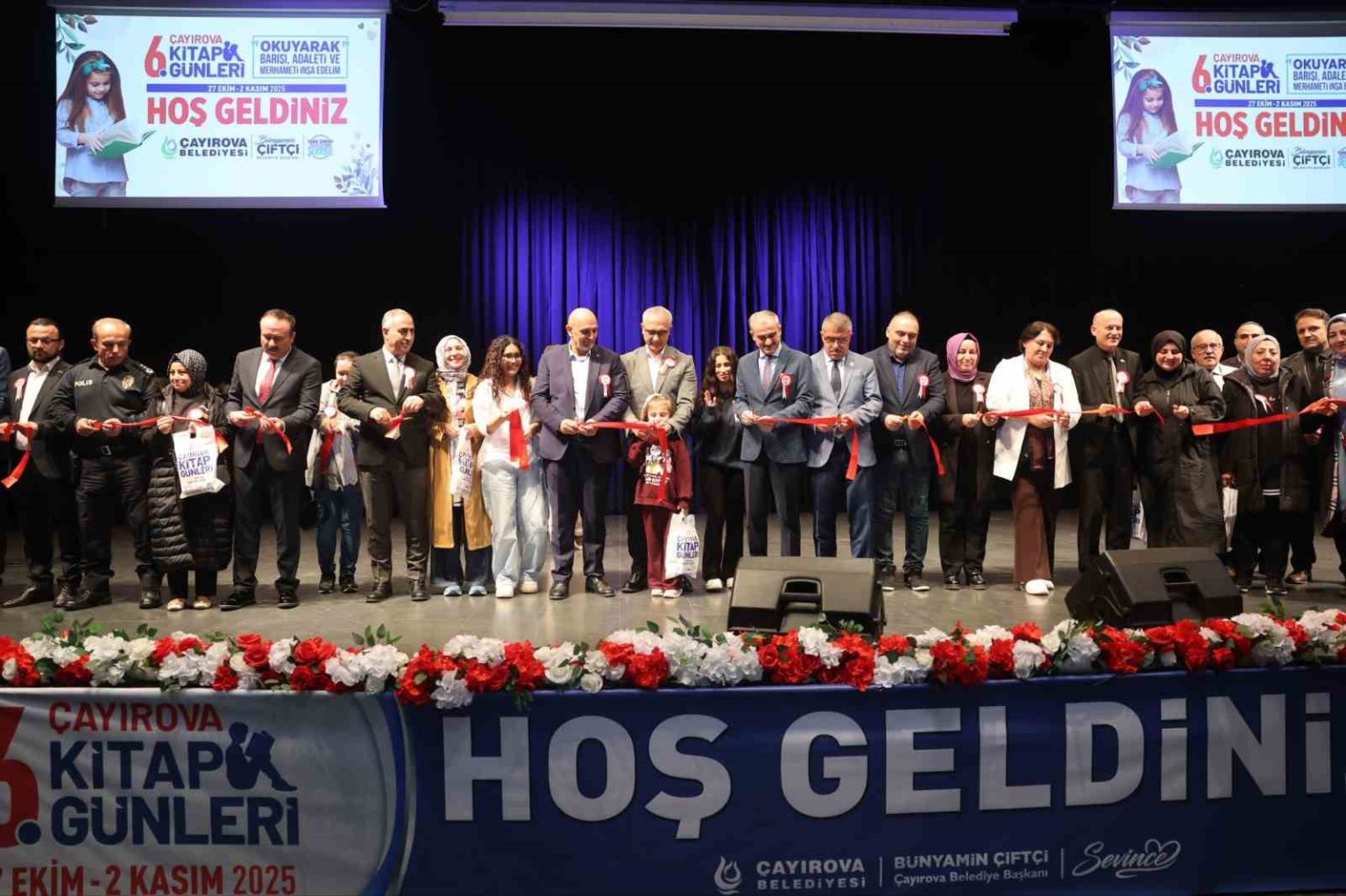 6-cayirova-kitap-gunleri-kapilarini-ziyaretcilere-acti