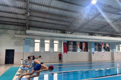 agrida-cumhuriyetin-102-yilina-ozel-spor-soleni