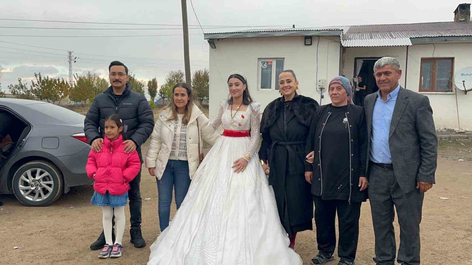 akyaka-kaymakami-demirtas-koy-dugunune-katildi