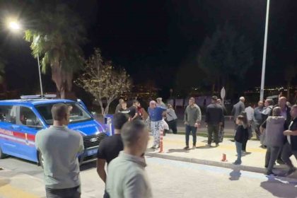 aydinda-cocuklar-yuzunden-aileler-arasinda-bicakli-kavga-2-yarali