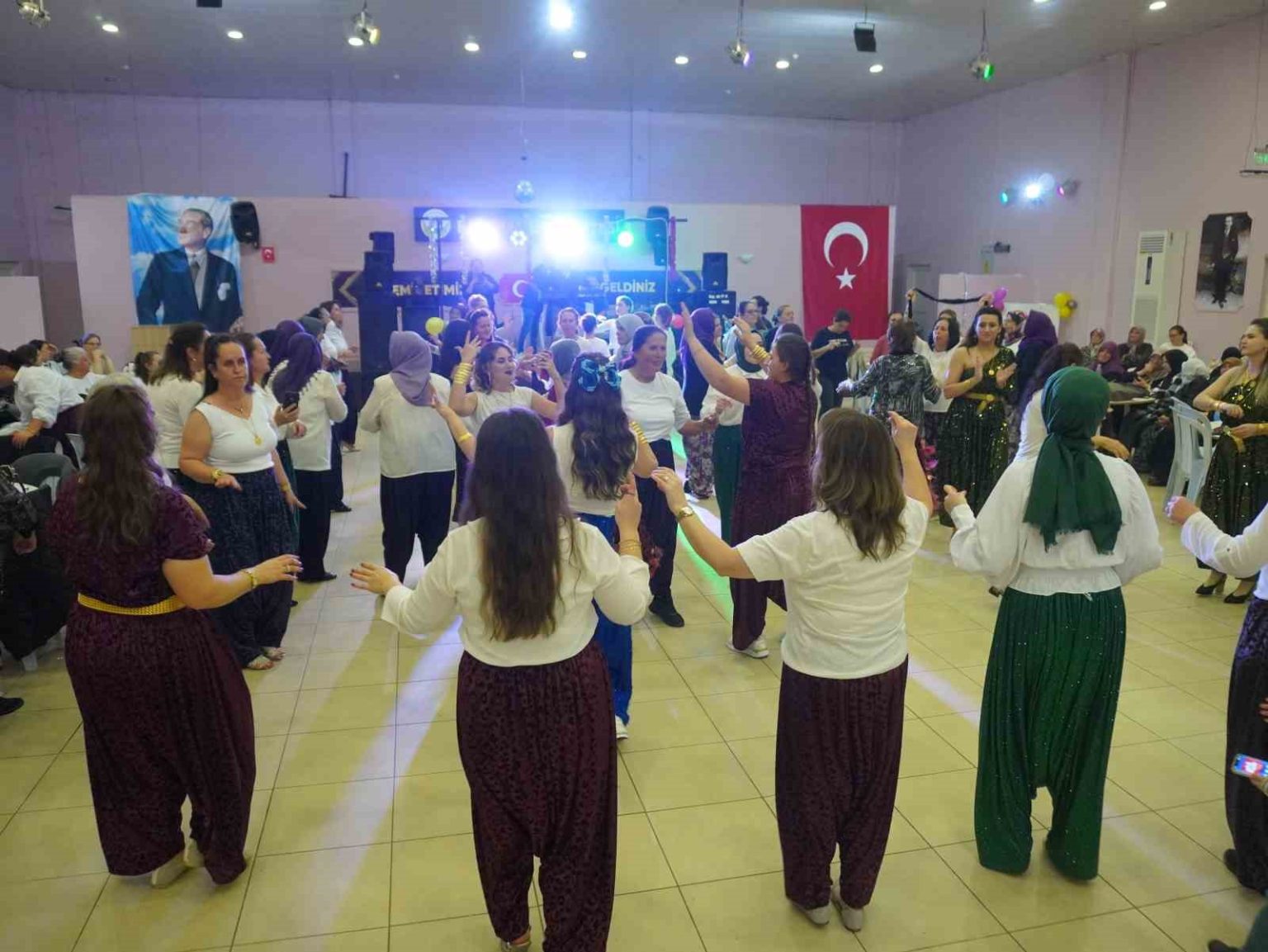 babaeskide-salvar-gecesi-renkli-goruntulere-sahne-oldu