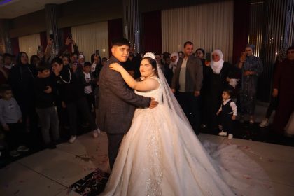 babasi-vasiyet-etti-down-sendromlu-gencin-gelinlik-hayali-gercek-oldu