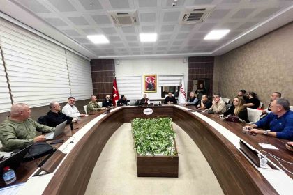 balikesir-depremi-sonrasi-manisada-kriz-yonetimi-devrede