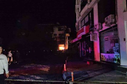 balikesir-sindirgida-6-1lik-depremde-uc-bina-yikildigi-ogrenildi