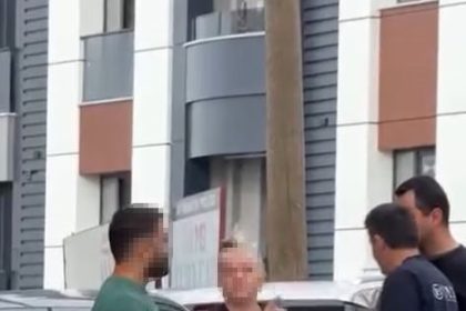 basaksehirde-park-yeri-kavgasi-kameraya-yansidi