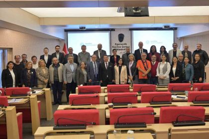 bayraktardan-tum-ilcelere-kent-konseyi-kurulsun-cagrisi