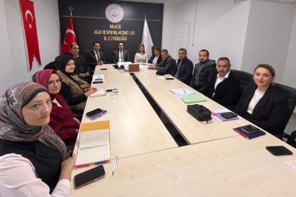bilecikte-sosyal-hizmet-merkezlerinde-sorunlar-masaya-yatirildi