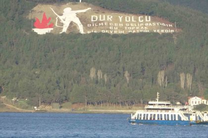 bozcaada-ve-gokceadaya-bazi-feribot-seferleri-iptal-edildi