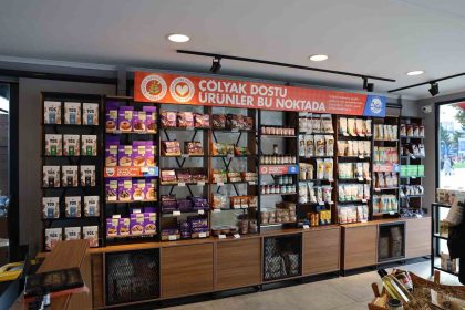 colyak-hastalarina-buyuk-kolaylik-glutensiz-urun-satis-noktasi-yogun-ilgi-goruyor