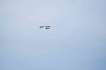 corumda-prova-ucusu-yapan-savas-ucaklari-nefes-kesti