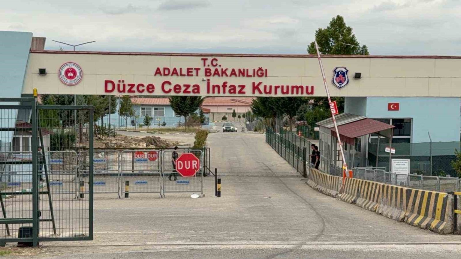 duzcede-aranan-94-kisi-yakalandi-20si-tutuklandi