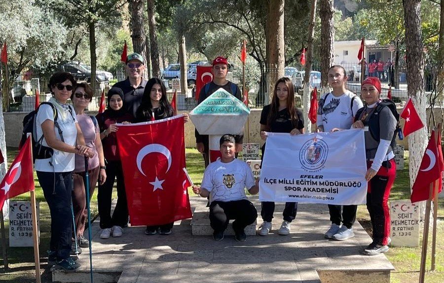 efelerde-genclerden-vefa-yuruyusu