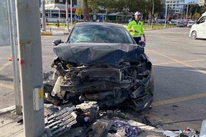 elazigda-zincirleme-trafik-kazasi-4-yarali