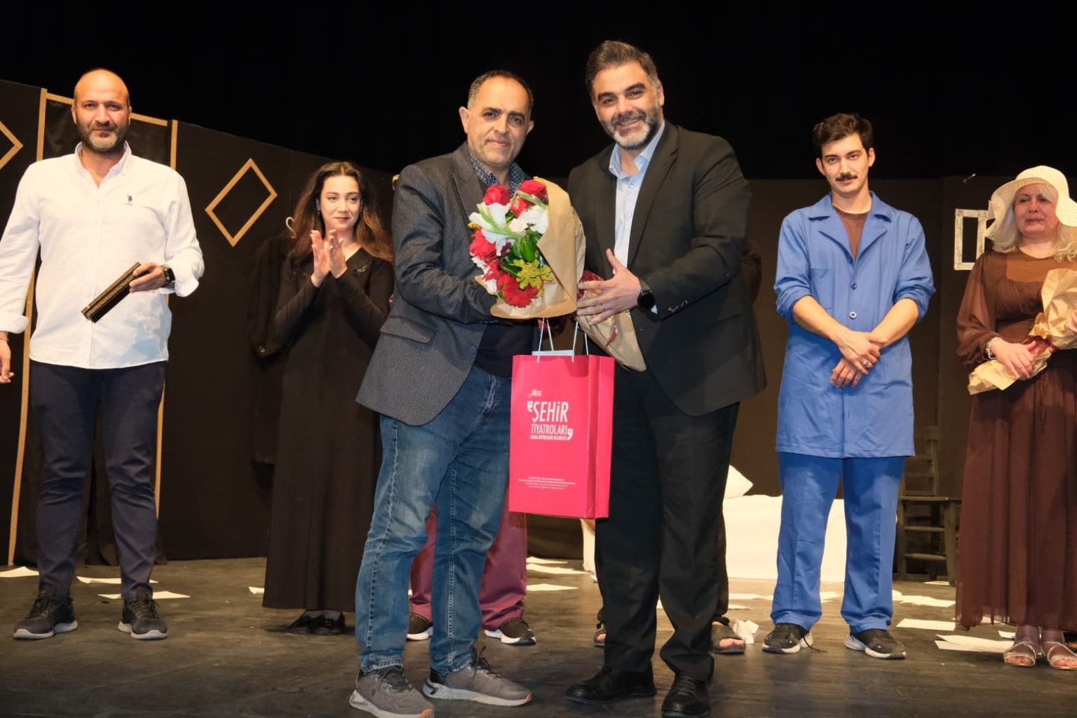 erzurum-sehir-tiyatrosu-adanada-erzurum-kulturunu-sahneye-tasidi