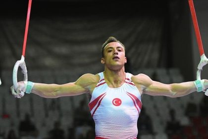 eu-mezunu-milli-cimnastikci-adem-asil-dunya-2ncisi-oldu
