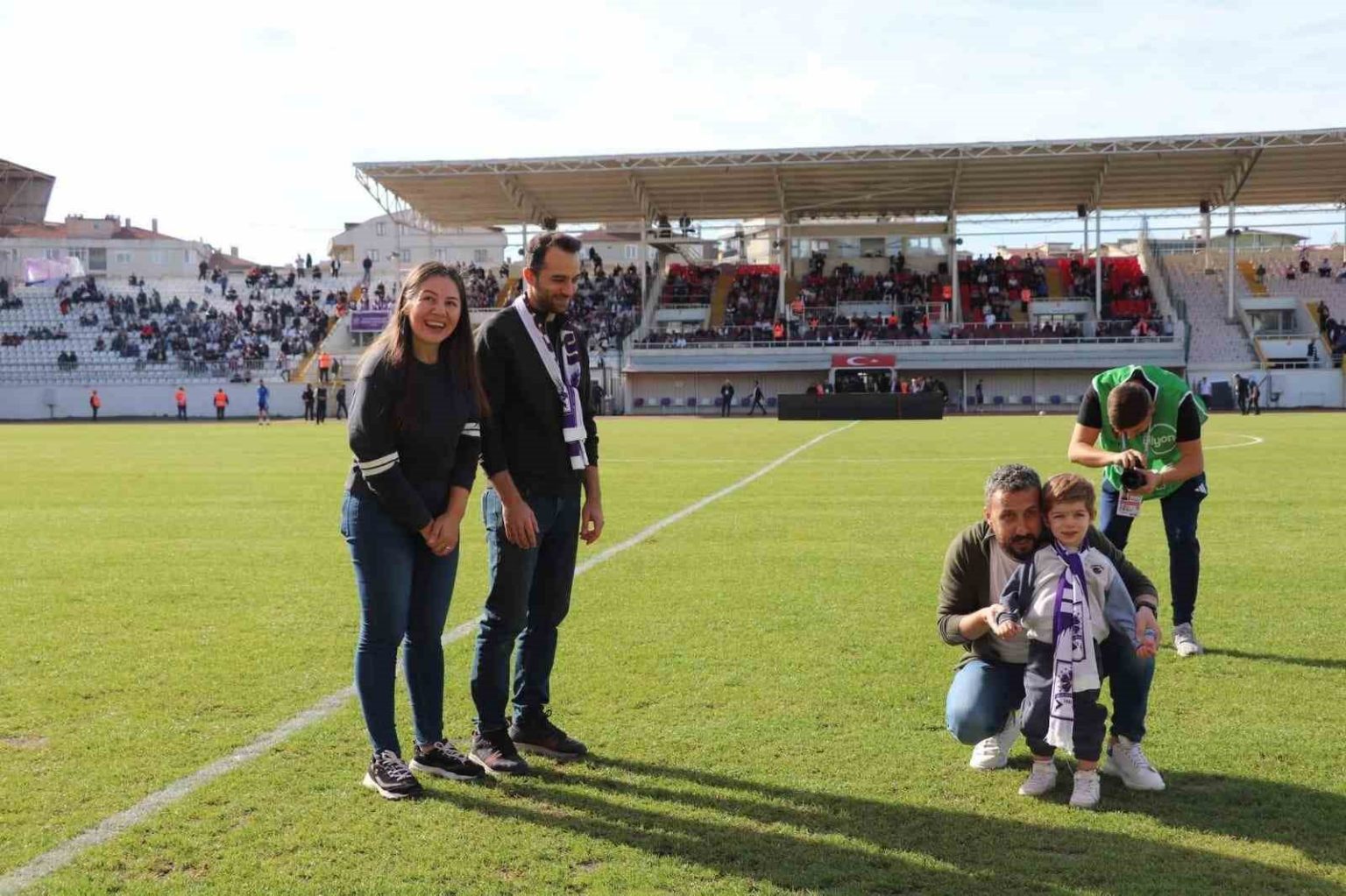 gebzespor-bilet-gelirlerini-dmd-hastasi-urasa-bagisladi