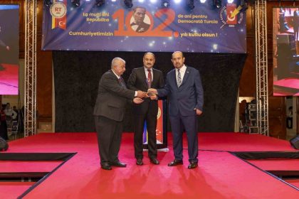 gulpinara-yilin-en-basarili-belediye-baskani-odulu