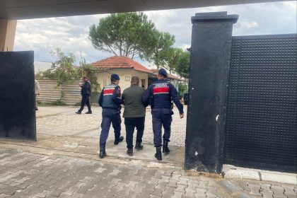 jandarma-aranan-sahislara-gecit-vermiyor