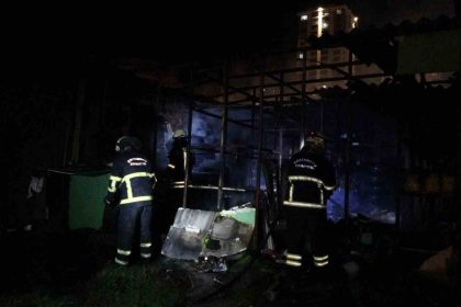 kastamonuda-is-yerinde-cikan-yangin-buyumeden-sonduruldu