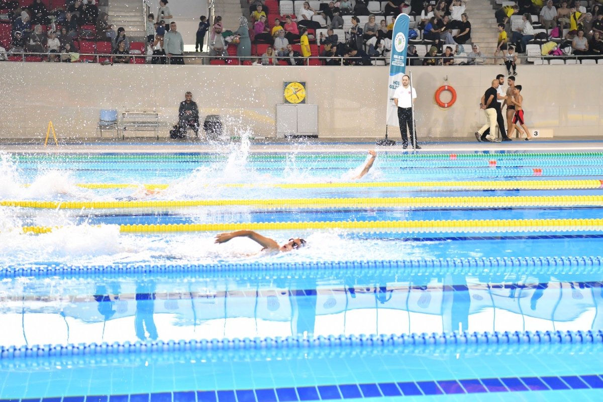 kulaclar-gazze-icin-atildi