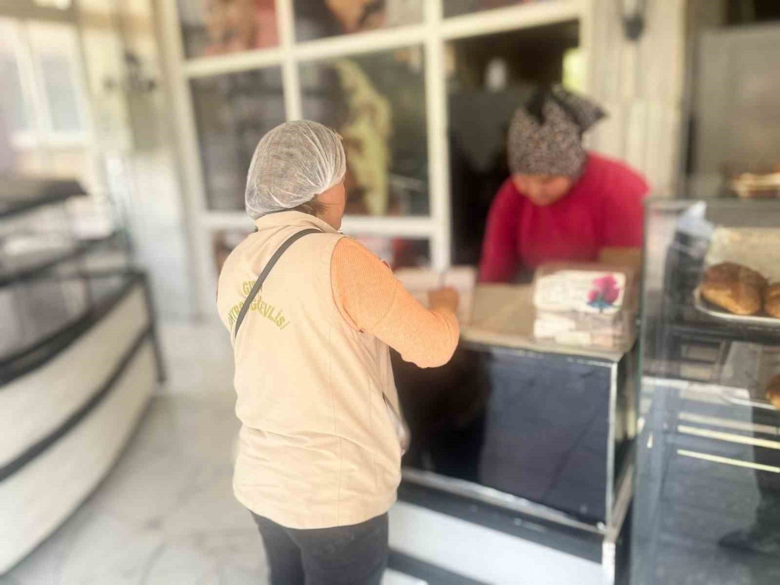 kurallara-uymayan-unlu-mamuller-isletmesine-ceza