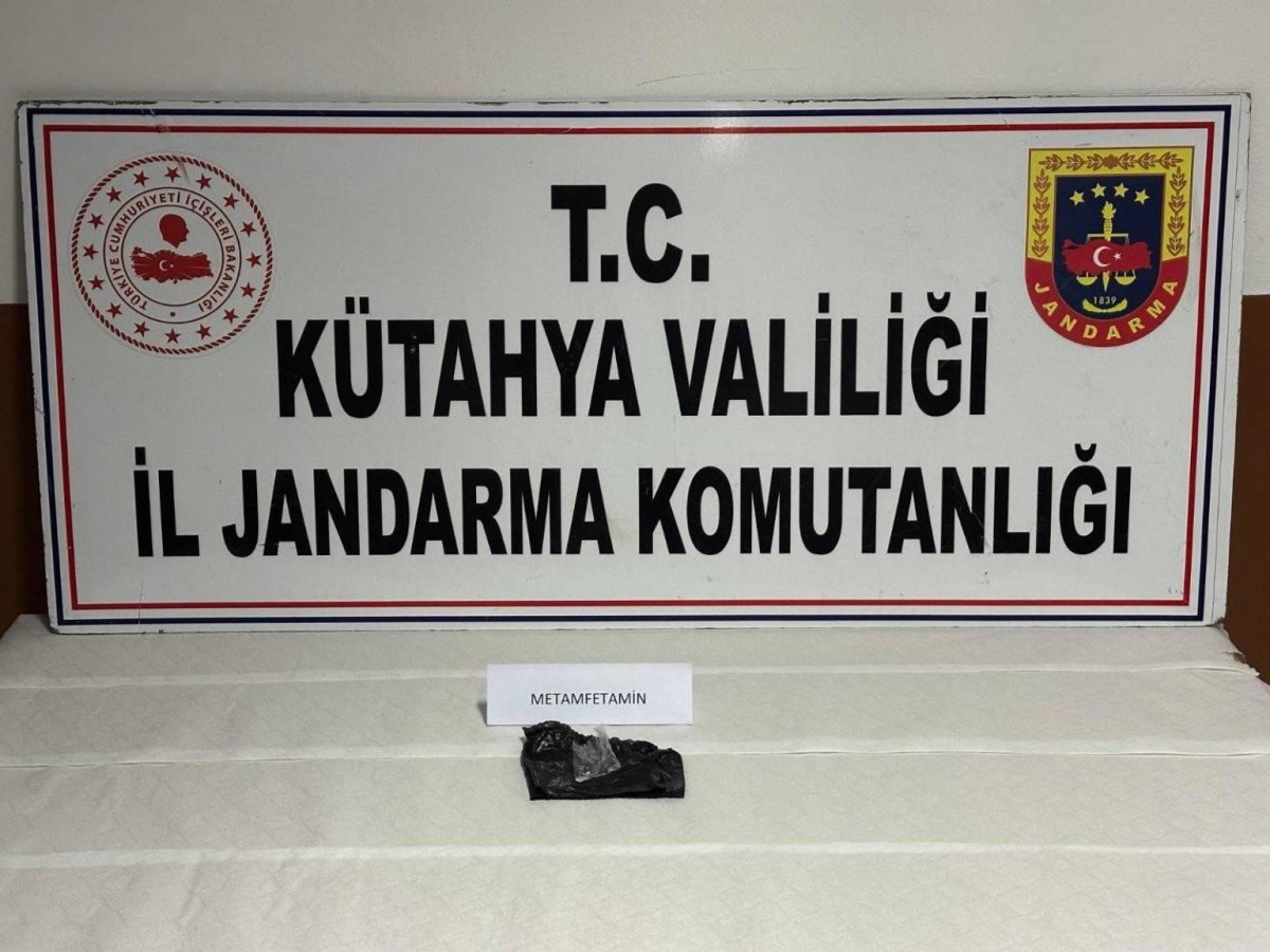 kutahyadaki-uyusturucu-operasyonlarinda-1-kisi-tutuklandi