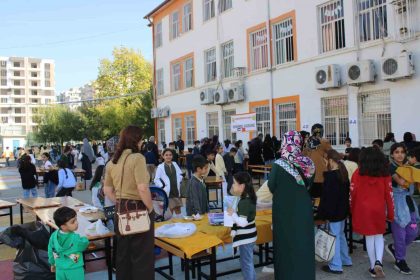 minik-yureklerden-gazzeye-destek-etkinligi