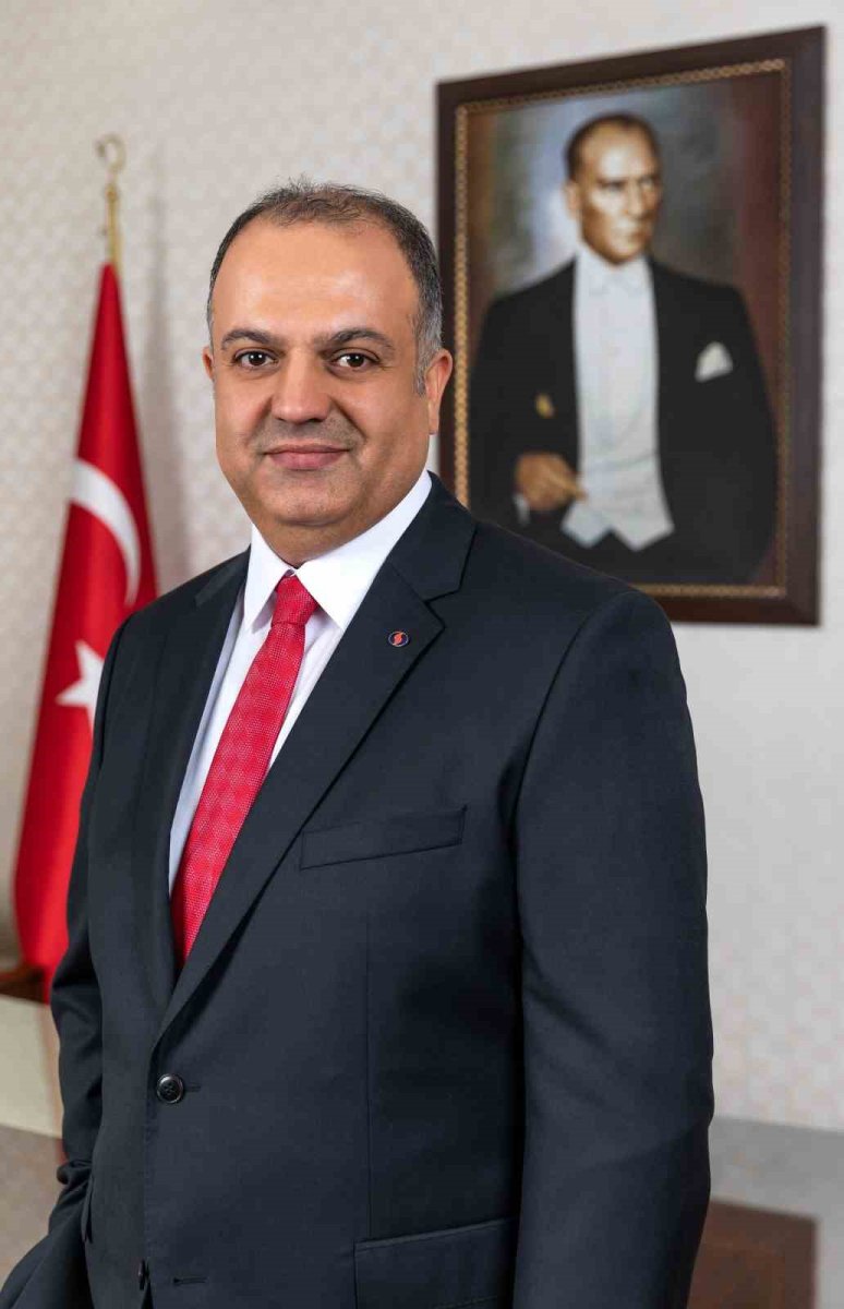 sanko-universitesi-hastanesi-genel-muduru-dr-kileci-bagimsizligimizin-simgesi-cumhuriyetimiz-millet-olarak-basarabildiklerimizin-bir-gostergesidir