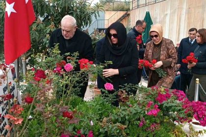 sehit-emniyet-muduru-altug-verdinin-babasi-hayatini-kaybetti