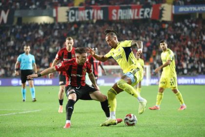 super-ligde-10-haftanin-gorunumu