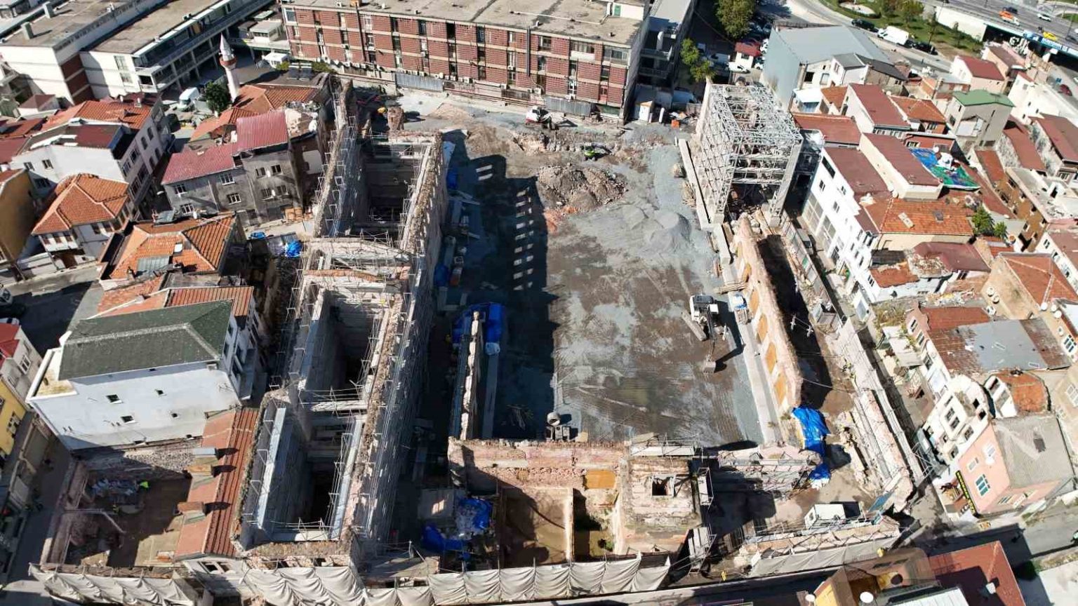 tarihi-unkapani-degirmeni-restore-edilerek-gelecege-tasiniyor-universite-kampusune-donusecek