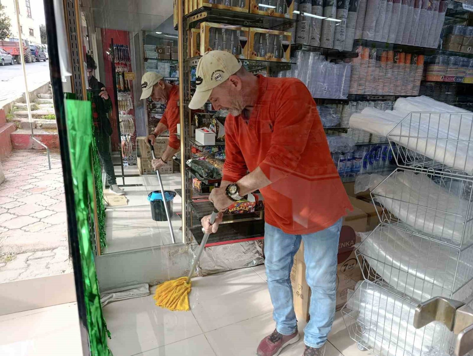 tekirdagda-su-patlagi-esnafi-magdur-etti