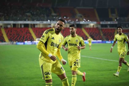 trendyol-super-lig-gaziantep-fk-0-fenerbahce-2-ilk-yari