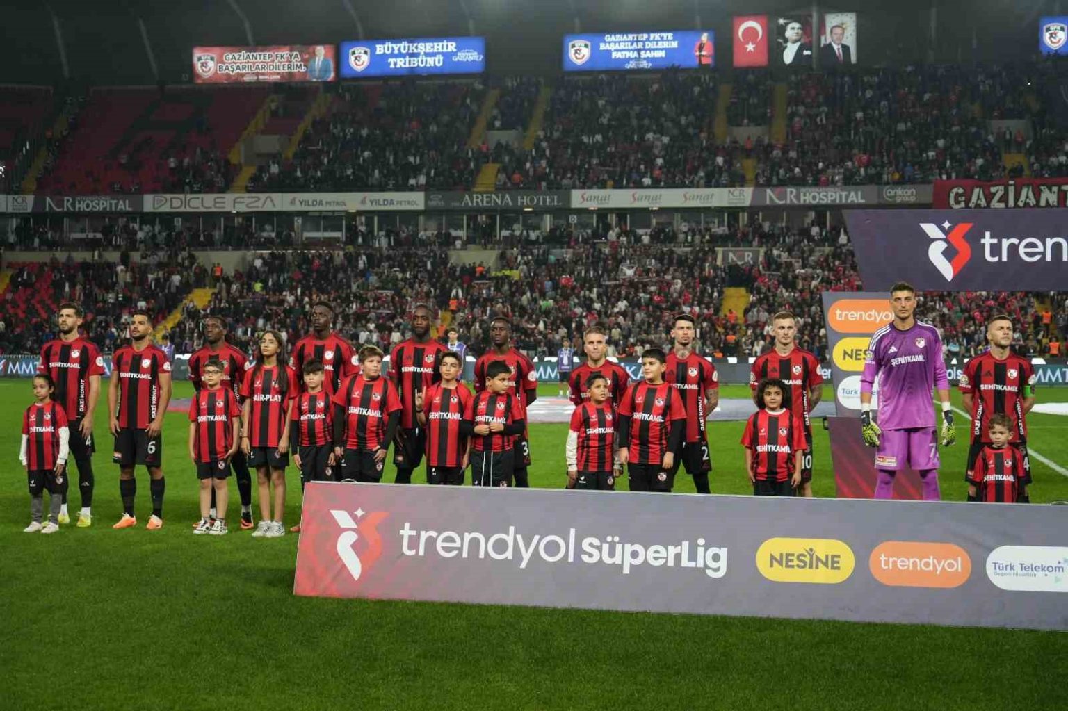 trendyol-super-lig-gaziantep-fk-0-fenerbahce-2-mac-devam-ediyor