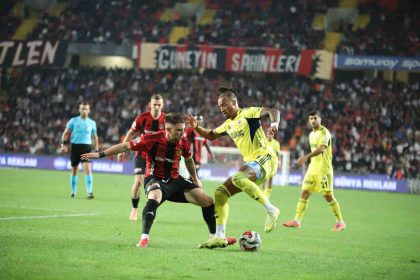 trendyol-super-lig-gaziantep-fk-0-fenerbahce-4-mac-sonucu