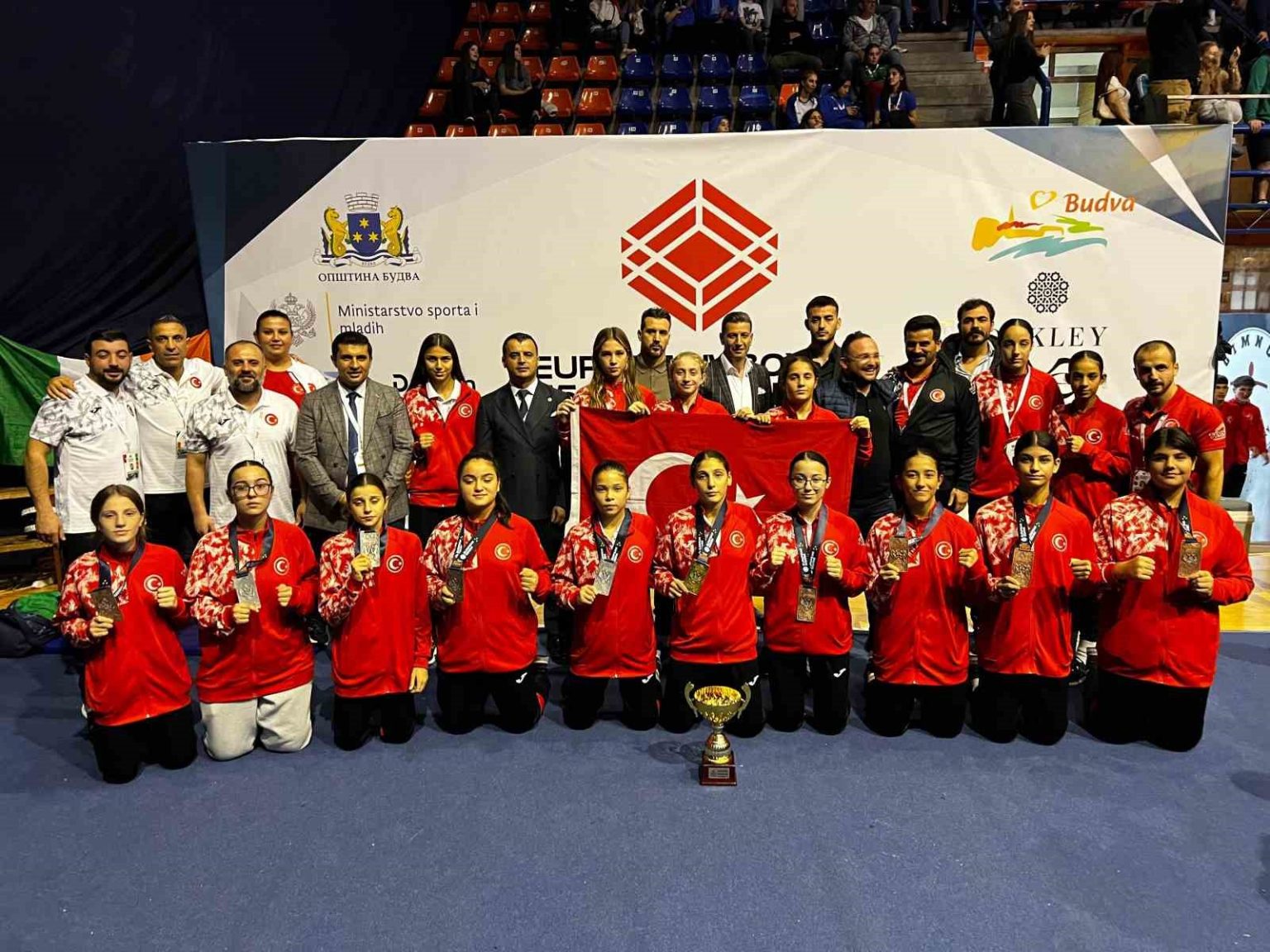 turkiyeden-u15-avrupa-boks-sampiyonasinda-16-madalya