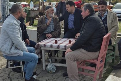 vali-musa-isin-sofukoy-pazarinda-vatandaslarla-bulustu